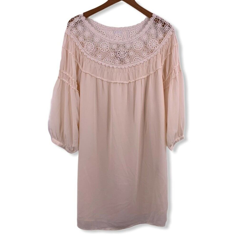 Forever 21 Cream Crochet Long Sleeve Medium‎